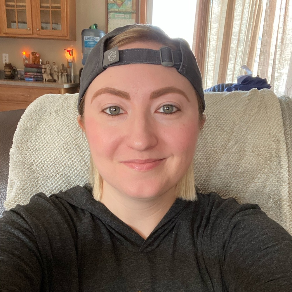 Meet your Posher, Alesha